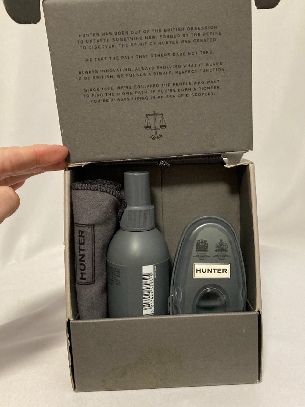 Hunter Rubber Care Kit for Hunter Rubber Boots 3-Piece Boxed Set Unused Open Box
